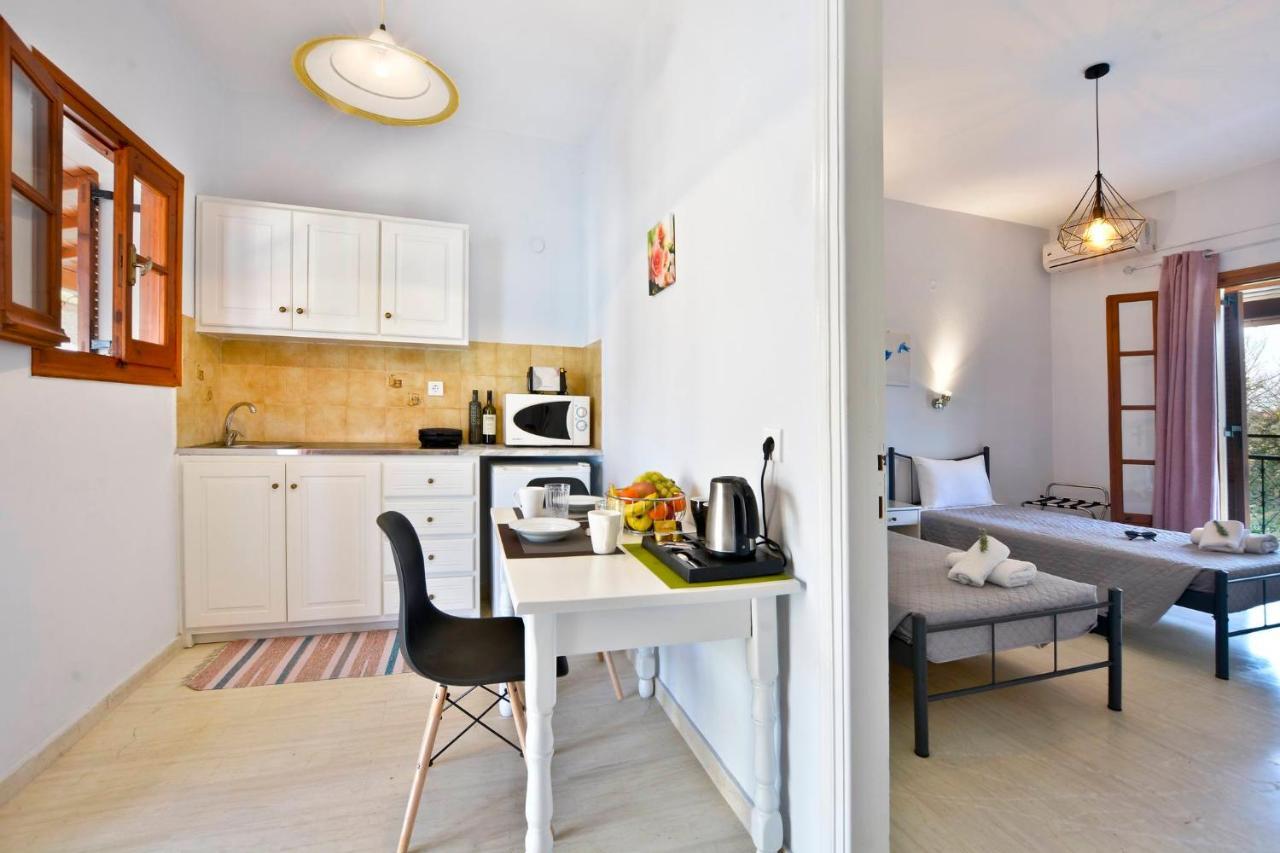 Kalliopi Apartments Roda  Exterior photo